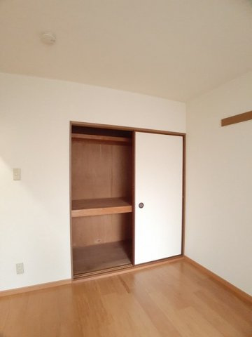 メゾン紀伊Ⅱの収納|専用の収納スペースです