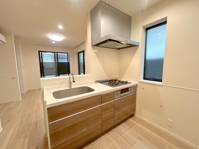 ヴィラサギノミヤのキッチン|★グリル付き3口ガスコンロ★