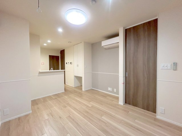 ヴィラサギノミヤの居間・リビング|★LDK13.1帖★