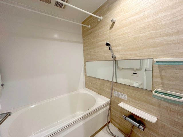 ヴィラサギノミヤの浴室|★追い焚き・浴室乾燥付き★