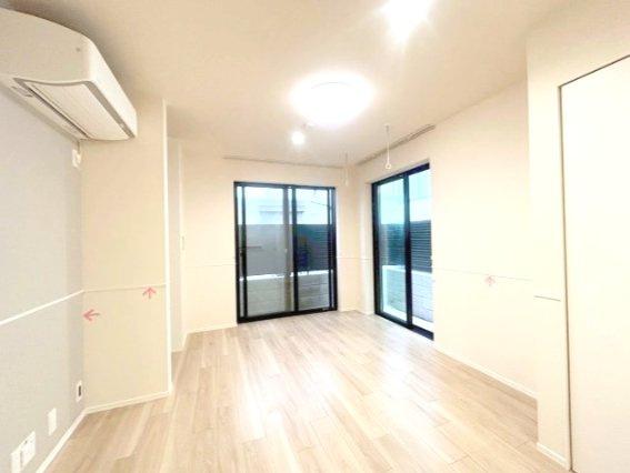 ヴィラサギノミヤの居間・リビング|★明るいお部屋です★