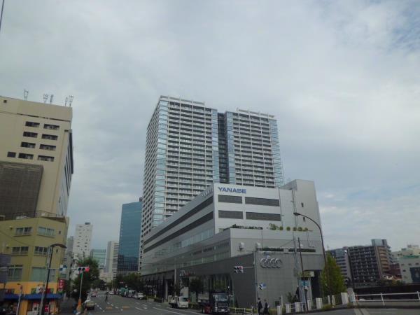 ＧＬＯＢＡＬ　ＦＲＯＮＴ　ＴＯＷＥＲ