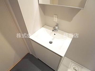 【独立洗面台】 | HALE KAI （ハレカイ） | 朝の身支度には欠かせない独立洗面化粧台