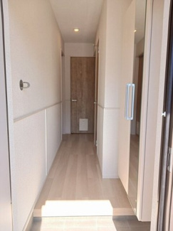 【玄関】 | サンヒルズＡ | 収納もある玄関です