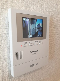 【セキュリティ】 | プルミエール・Ｍ | モニター付きインターホンです