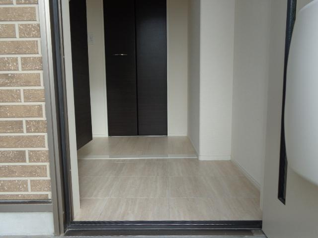 【玄関】 | ル・シエル御座 | 玄関