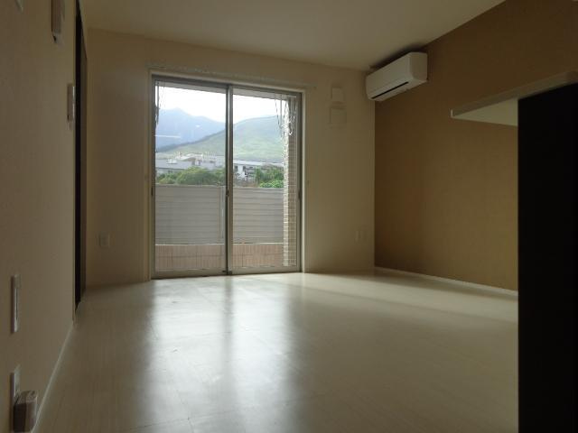 【居間・リビング】 | ル・シエル御座 | リビング