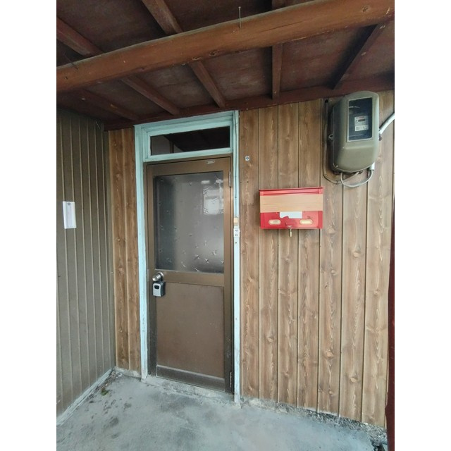 牧野町戸建ての玄関