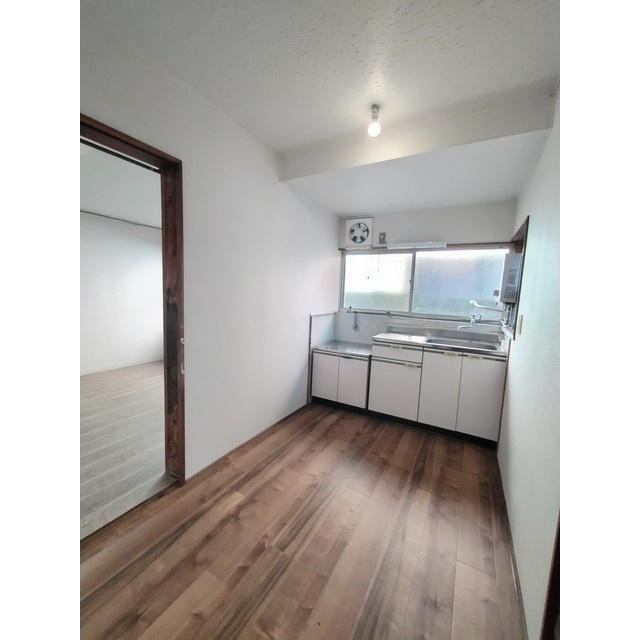 牧野町戸建ての居間・リビング