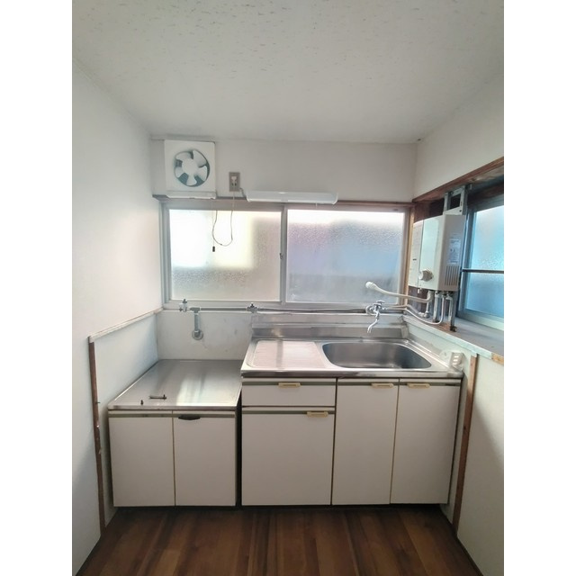 牧野町戸建てのキッチン