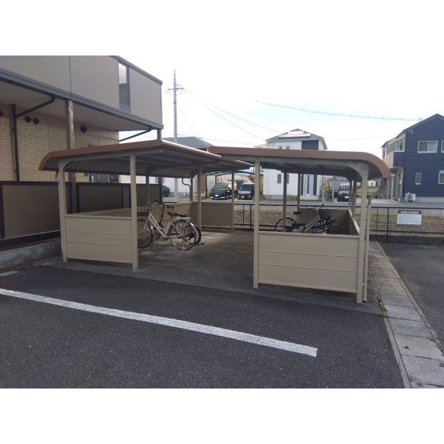 瑞穂市横屋のアパートのその他|駐輪場