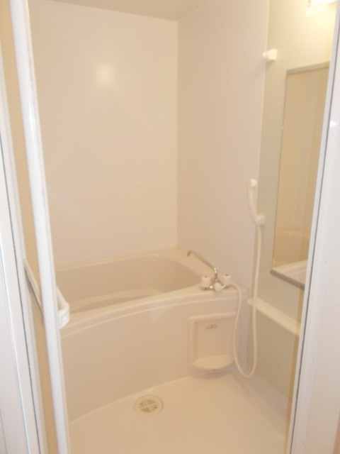 アモロッソ・ＴＯＭＯの浴室