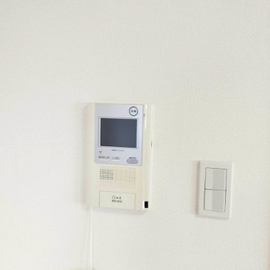 日神デュオステージ王子の防犯設備|「見える安心」をカタチにしました。誰が来ても分かる様にモニター付インターフォンを設置。快適と安らぎを