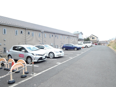 敷地内駐車場　空き要確認