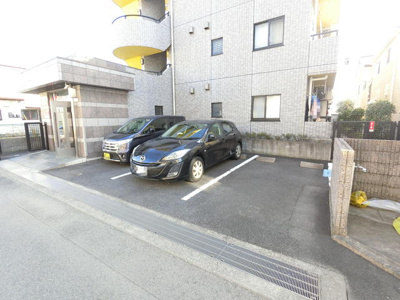 敷地内駐車場（要空き確認）