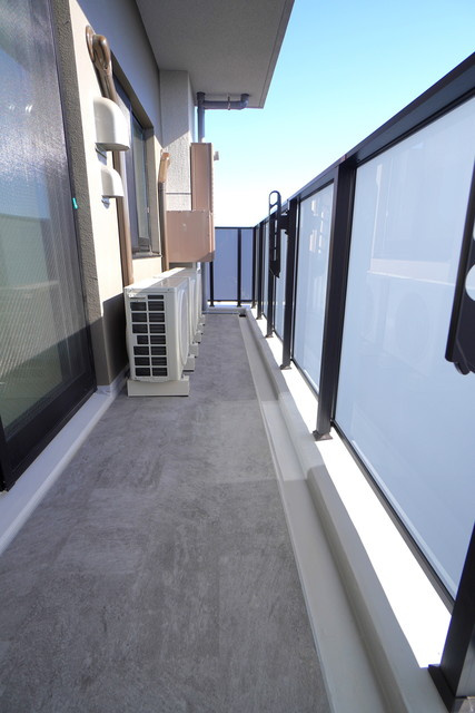 アーバネックス蔵前レジデンスのバルコニー|※写真は同タイプ住戸です。