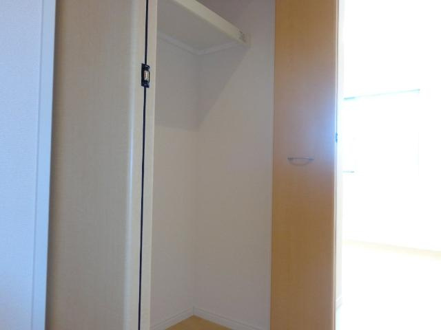 コンフォース矢原の収納|クローゼット