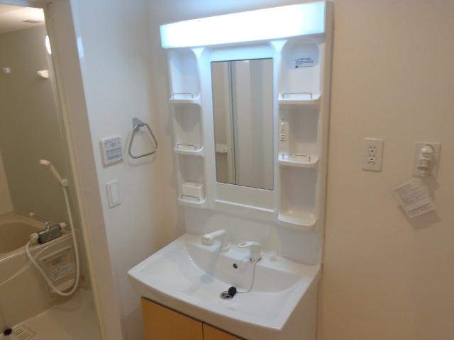 コンフォース矢原の洗面所|洗髪洗面化粧台