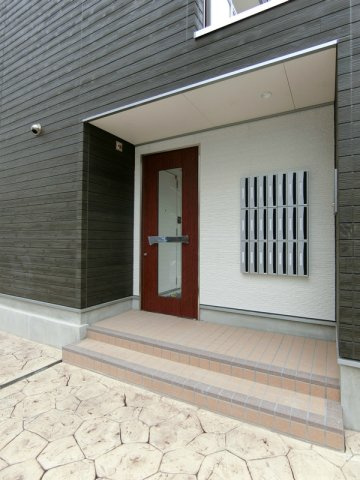 リブリ・平安通のエントランス