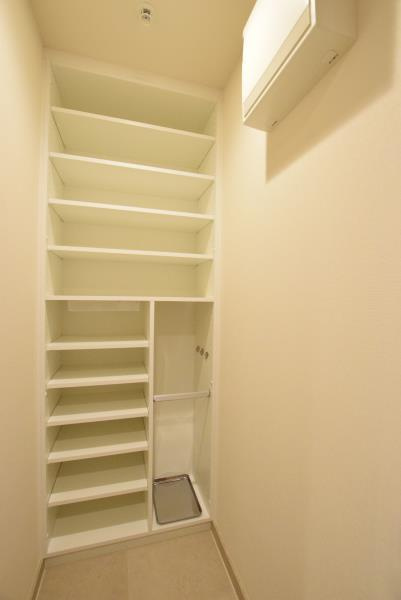 ＢｒｉｌｌｉａＴｏｗｅｒｓ目黒ノースレジデンスの居間・リビング