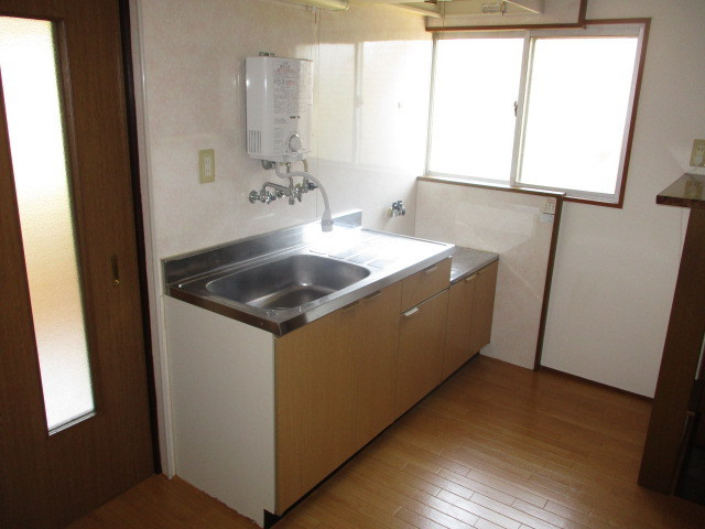 昭和荘のキッチン