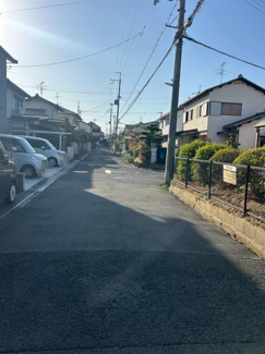 【前面道路含む現地写真】