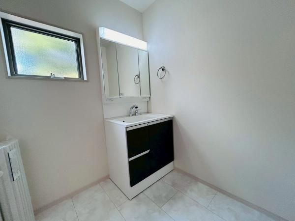 【独立洗面台】