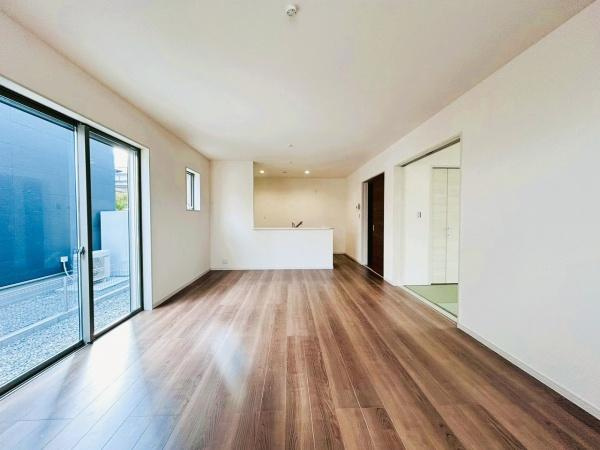 【居間・リビング】