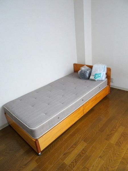 トヤママンションの寝室|★スグに生活できます★