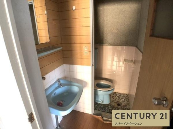 平尾ビルの浴室