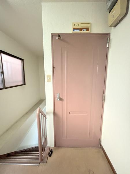 滝ハイツのセキュリティ|★インターホン付き★