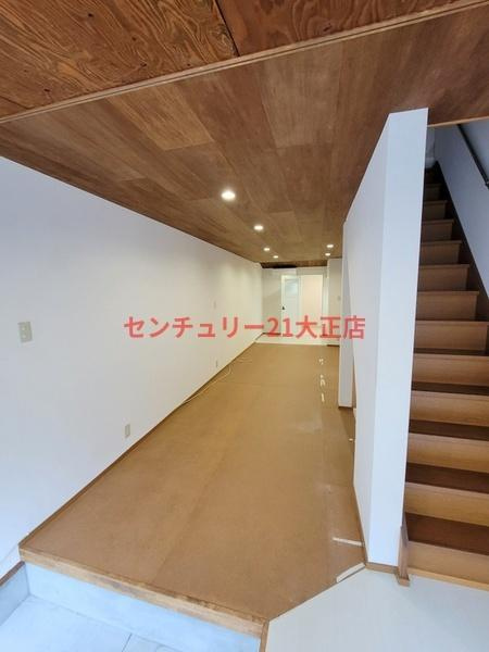 南恩加島3丁目貸家の居間・リビング