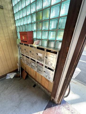 寄川ビルのエントランス|★集合ポスト★