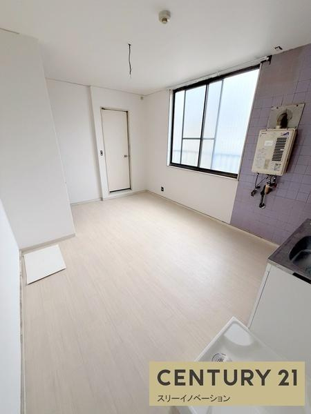 サントピア泉尾の居間・リビング|★広ーーい室内★