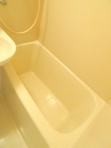 メゾンヒラオの浴室|★シンプルユニットバス★