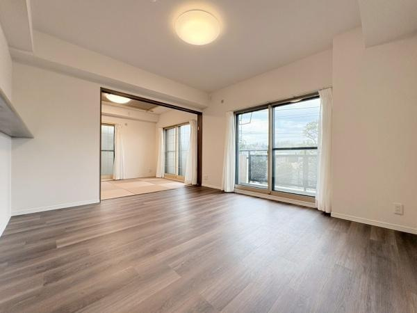 ライオンズヒルズ柿生のバルコニー|眺望がよく、陽当たり良好のバルコニー。
