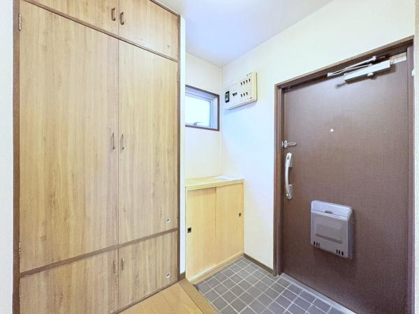 サンパレス下永谷の玄関