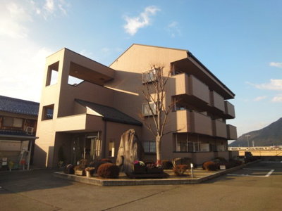 【外観】 | グランシャリオ氷上２番館 | 外観写真（昼）