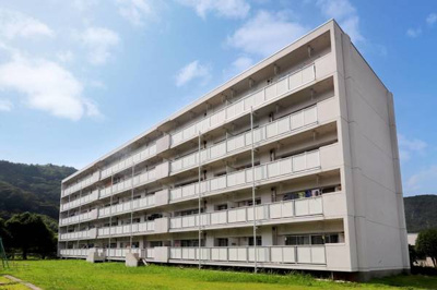 【外観】 | ビレッジハウス石生1号棟