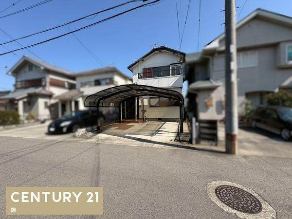 岩出市中黒　中古戸建の前面道路含む現地写真
