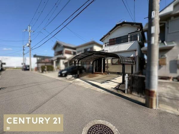 岩出市中黒　中古戸建の前面道路含む現地写真