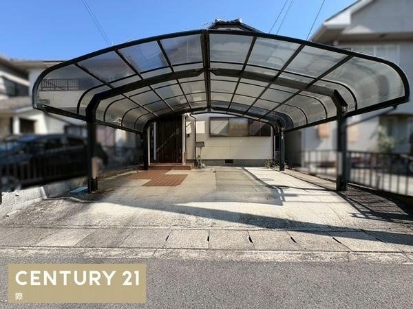 岩出市中黒　中古戸建の駐車場