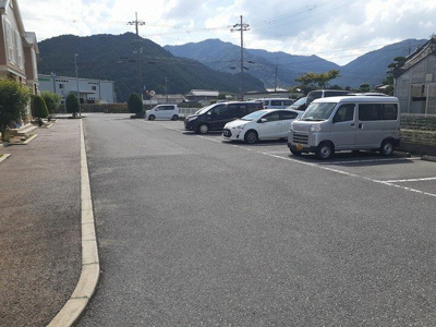 【駐車場】 | メゾンソレイユＡ