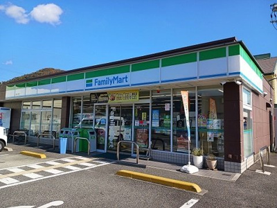 【周辺】 | ヴィエルジュ | ファミリーマート　西脇上野店まで200m