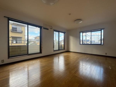 【居間・リビング】 | ウッディヴィレッジA棟