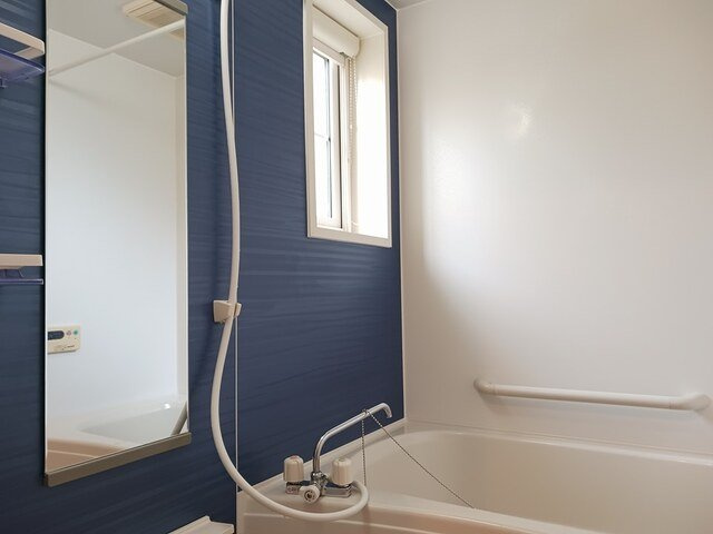 ＦＯＵＲ　ＳＥＡＳＯＮＳ　Ｂの浴室|日々の暮らしに欠かせないお風呂です