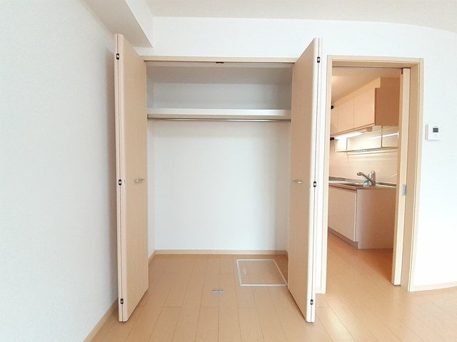 グランデの収納|大きなものも収納できそうです