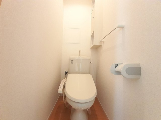 ドゥ・ファミーユＢのトイレ|トイレです