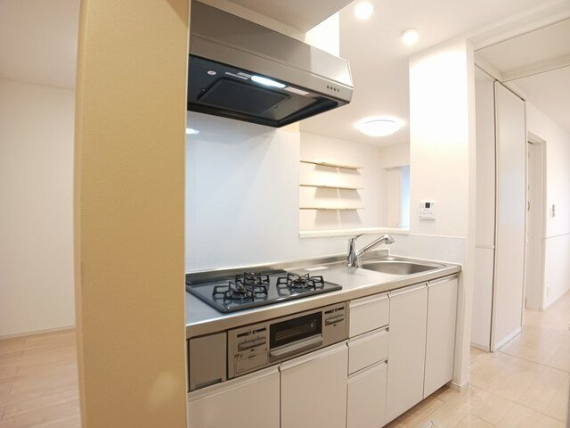 ラパン町村　Ⅰのキッチン|コンパクトなキッチンで掃除もラクラク