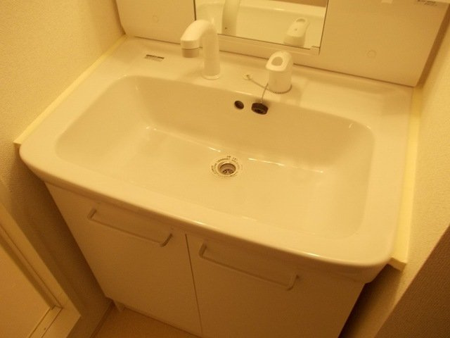 讃良レジデンスの洗面所